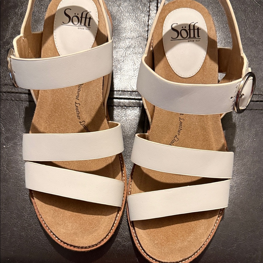 Softt Women’s White Sandals